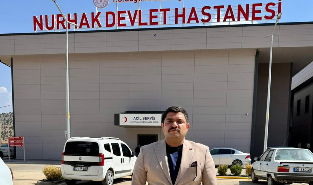•Sağlık Teknikeri olarak 2014 yılında göreve başladı. •Yüksek Lisans eğitimine