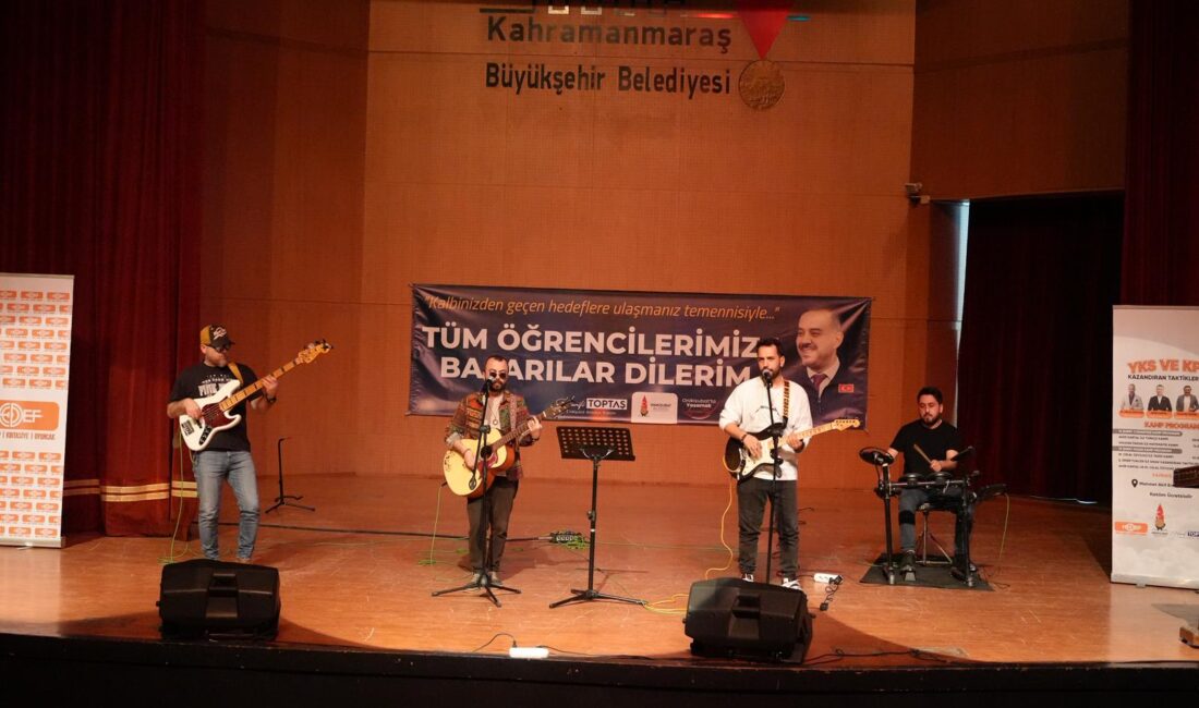 Onikişubat Belediyesi’nin YKS ve KPSS Kazandıran Taktikler Kampı yoğun ilgi