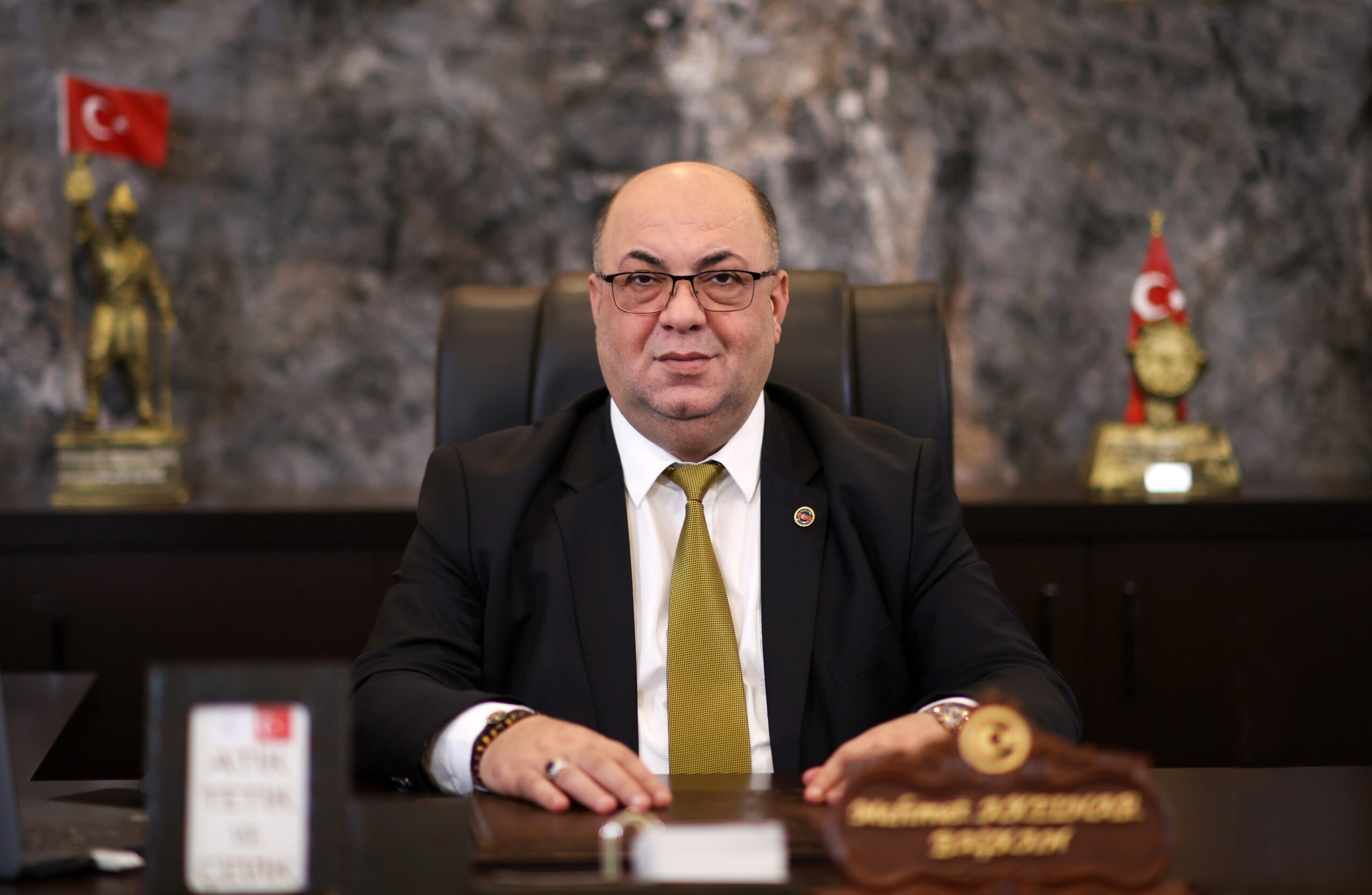 BAŞKAN AKPINAR’DAN RAMAZAN BAYRAMI MESAJI
Dulkadiroğlu Belediye Başkanı Mehmet Akpınar, Ramazan