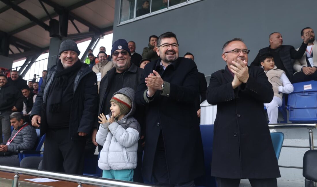 BAŞKAN AKPINAR’DAN KARPEDO DONDURMA KAHRAMANMARAŞSPOR’A GALİBİYET HEDİYESİ

Adem Şahan Batıpark Stadında