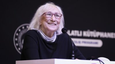 Pusula Maraş, düşünce dünyasının dev ismi Alev Alatlı’nın eserlerini gençlerle