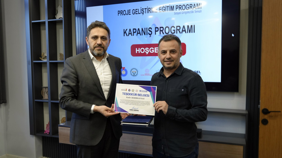 Büyükşehir Belediyesi Sosyal Girişimcilik Merkezi’nde sivil toplum kuruluşlarına yönelik düzenlenen